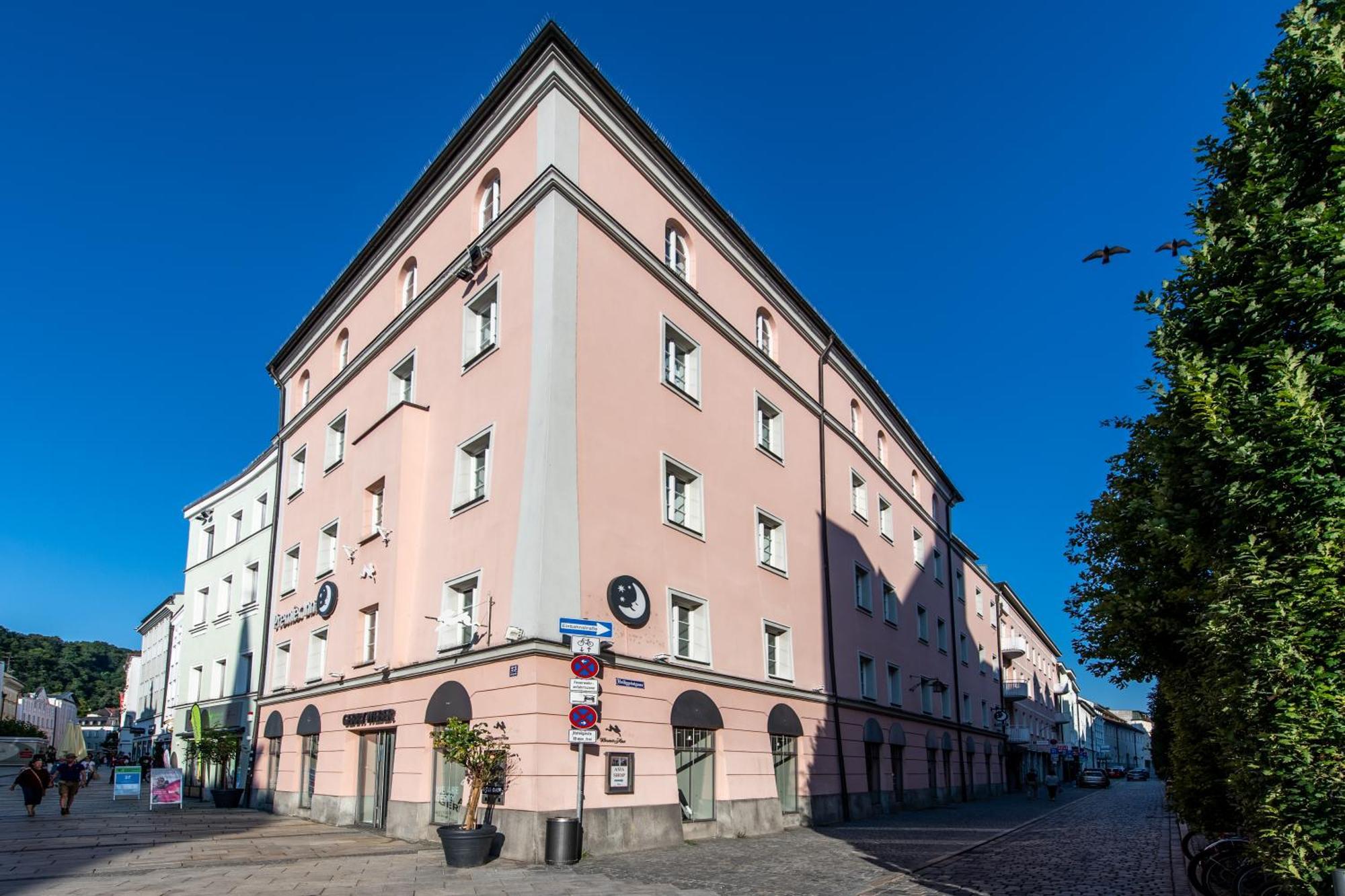 Premier Inn Passau Weisser Hase Buitenkant foto
